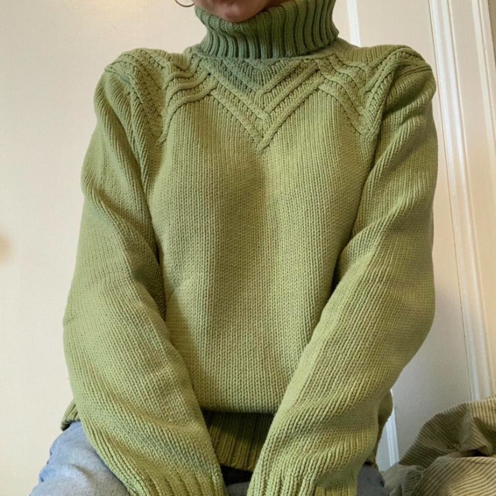Nine West Green Turtleneck